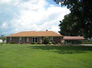 972 Peytona Beach Rd, Waddy, KY 40076