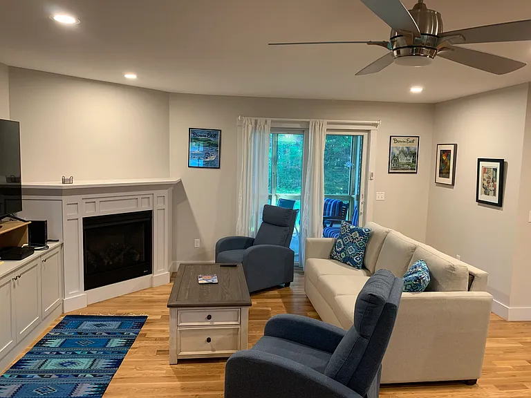 72 Somerset Pl — Photo 2