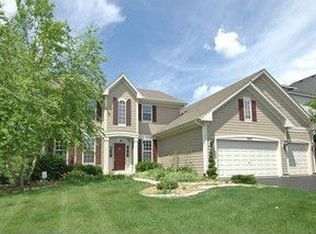 1437 Cascade Ln, Barrington, IL 60010