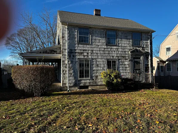 63 Vermont St, West Roxbury, MA 02132