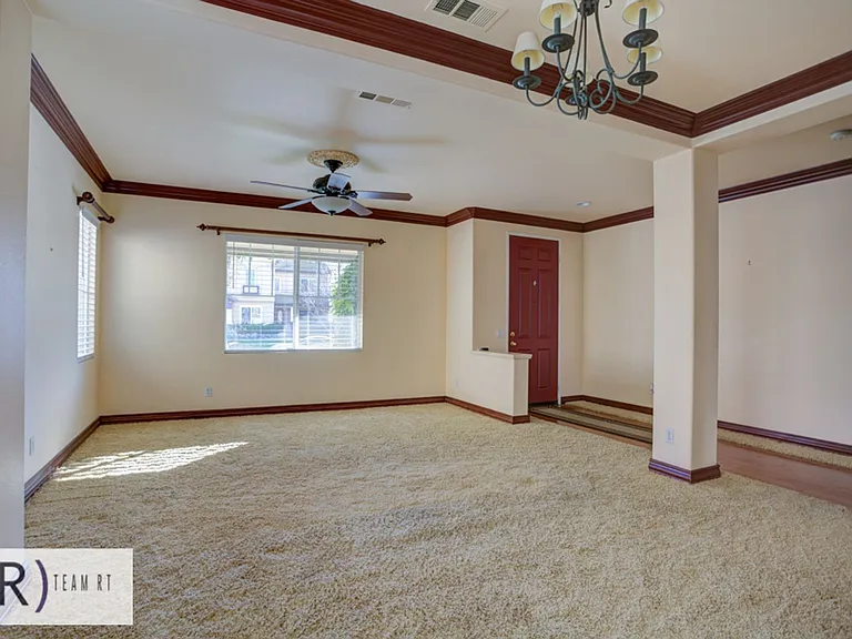 13724 Beaconsfield Ln — Photo 7