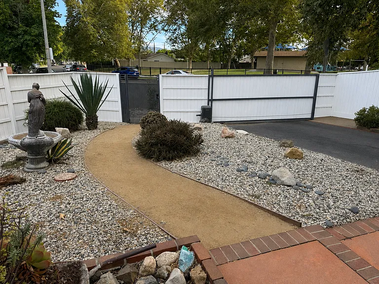 7136 Jellico Ave — Photo 4
