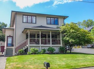 923 Cascade Ave, Hood River, OR 97031