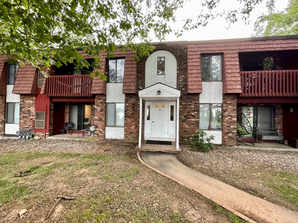 25 Woodsedge Drive #5C, Newington, CT 06111