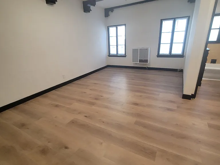 4151 3rd Ave #3 — Photo 6