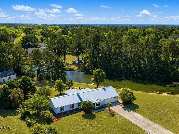 2nd image of 218 Lake Arthur Drive