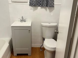 217 14th St APT 1, Pittsburgh, PA 15215