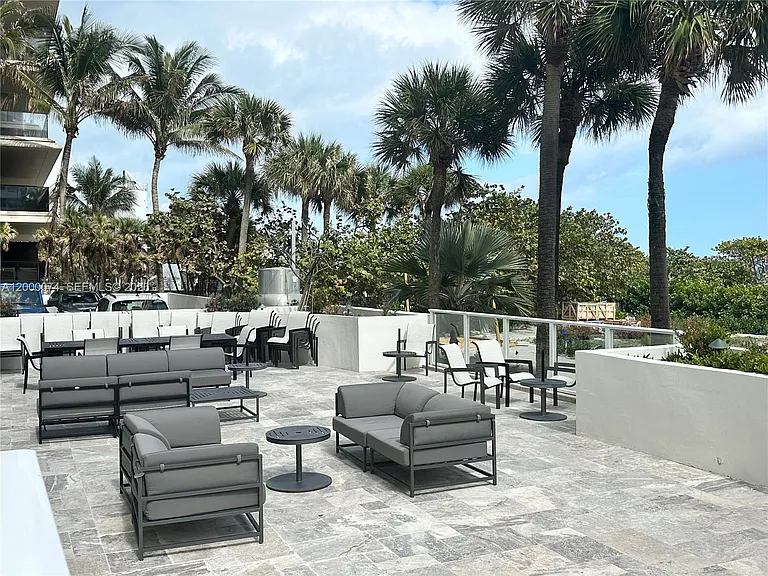 8925 Collins Ave #2J — Photo 45