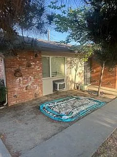 812 Clementa Way photo 1