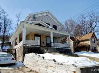 127 S Lincoln Ave, Carpentersville, IL