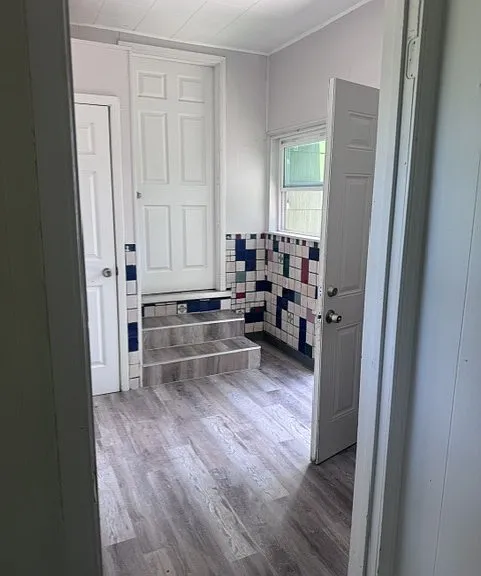 515 Winburn Ave — Photo 12
