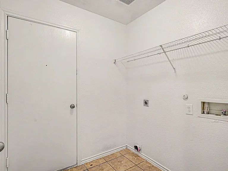 7656 Sienna Ridge Ln — Photo 6