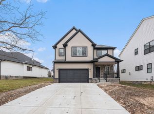 71 Childress Ave, Rochester Hills, MI 48307