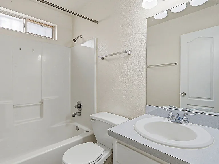 12320 Robert Dahl Dr — Photo 4