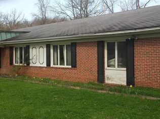 9268 Rott Rd, Saint Louis, MO 63127