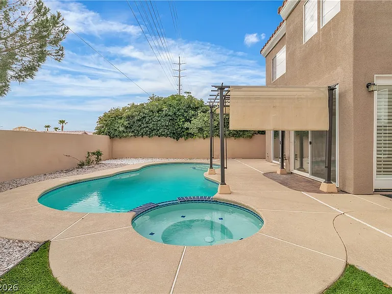 1712 Estrella St — Photo 43