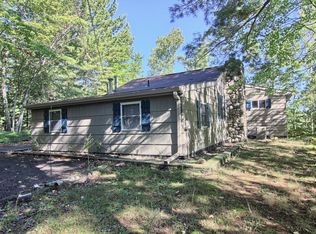 349 Peninsula Trl, Traverse City, MI 49696