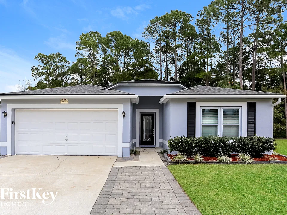 3111 Ash Harbor Dr E