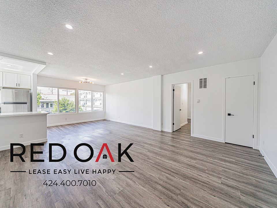 1st image of 1051 N Gardner St #10