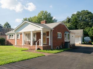 2700 Schooley Dr, Alexandria, VA 22306