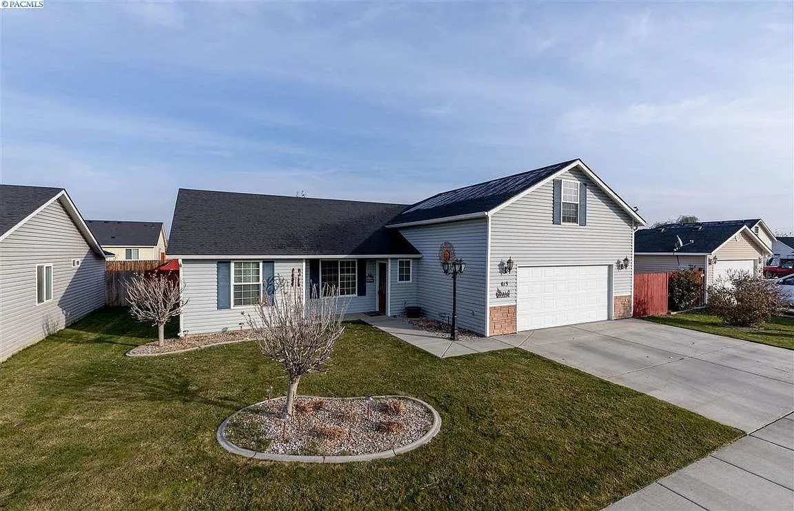 813 Esperanza Way photo 1