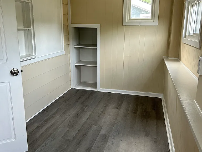 1438 Westover Ave — Photo 9
