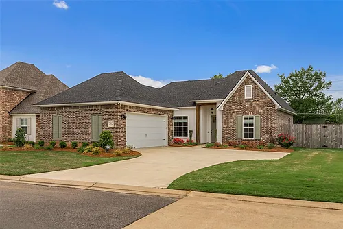 8820 Beau Chene Dr Photo 1