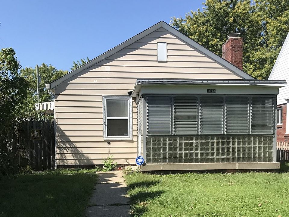 1st image of 1014 N Bosart Ave