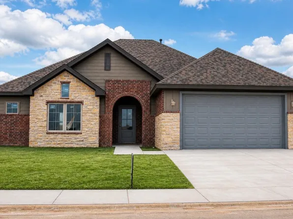1009 N 5th St, Wolfforth, TX 79382