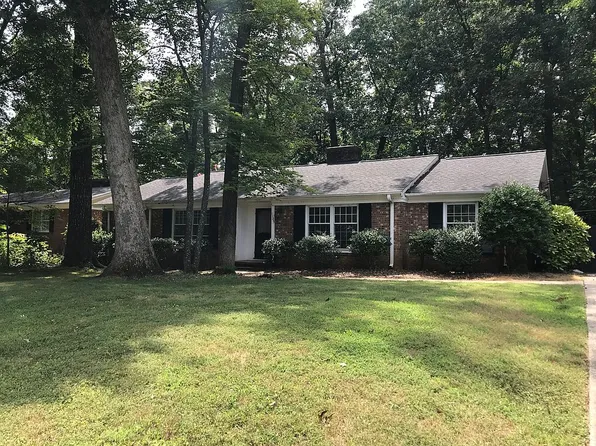 1105 McDowell Dr, Greensboro, NC 27408