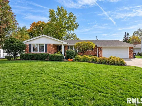 970 E Marshall St, Morton, IL 61550