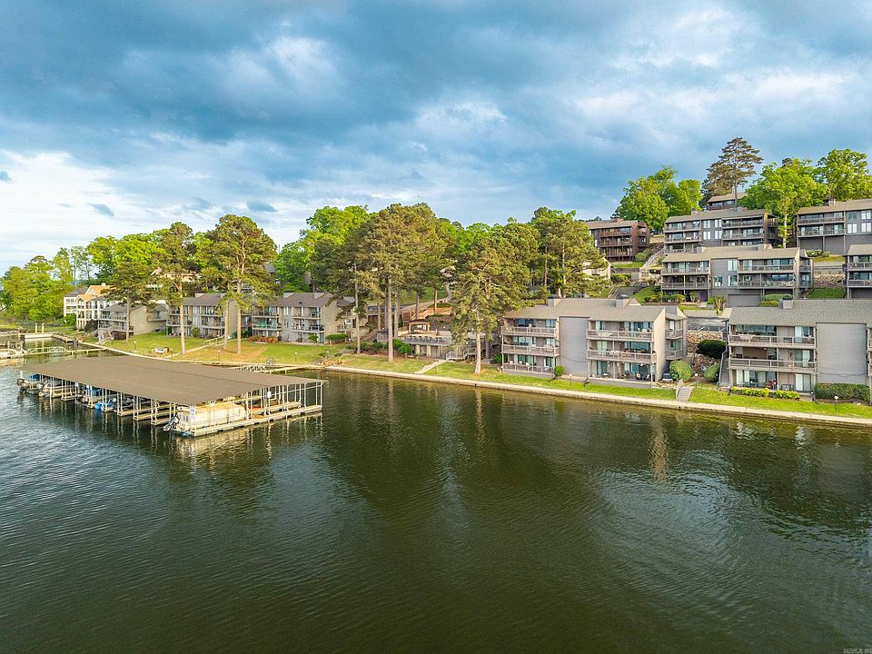 1st image of 200 Hamilton Oaks Dr APT M3