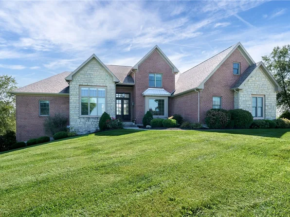 7828 Country View Ln, Brookville, OH 45309