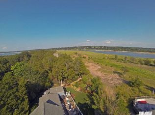 7 Driftwood Ln, Saint James, NY 11780