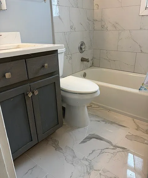 1046 E Main St #4 — Photo 9