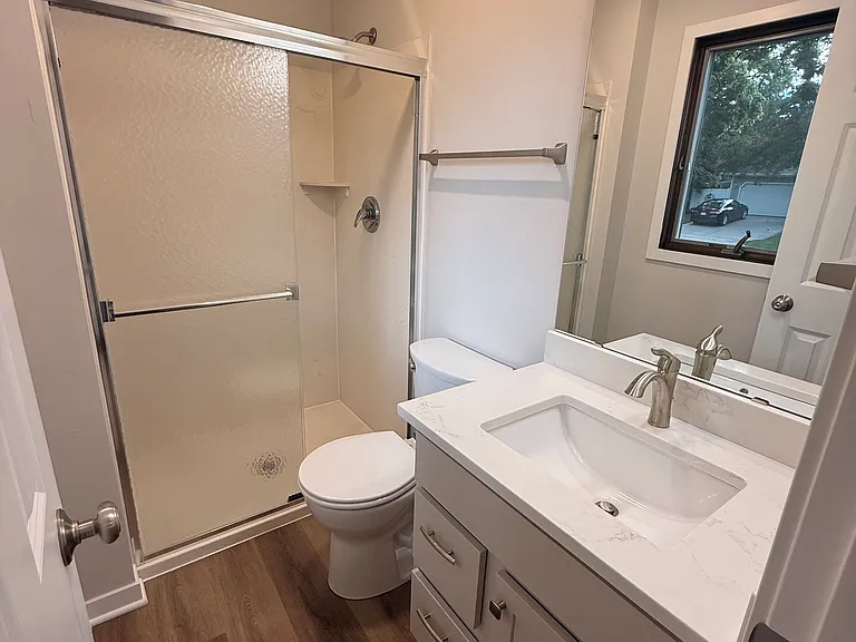 205 Hilltop Cir — Photo 15