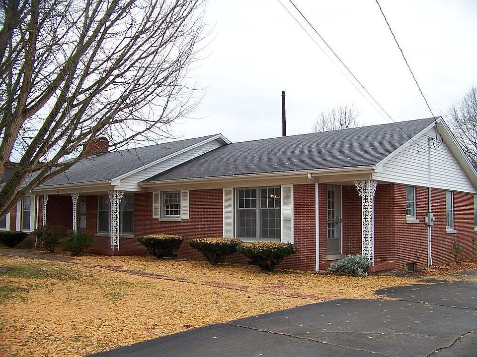 2nd image of 110 Coakley St