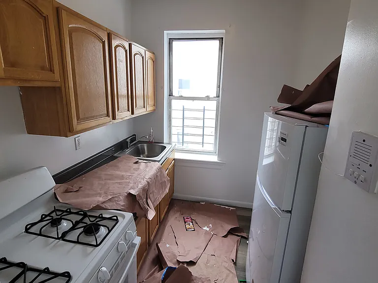 1001 Walton Ave #F3 — Photo 11