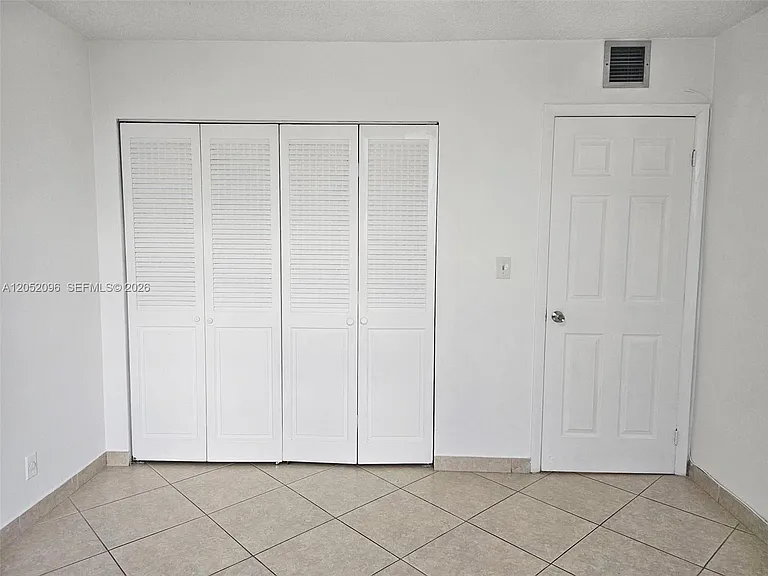 3800 S Ocean Dr #611 — Photo 8