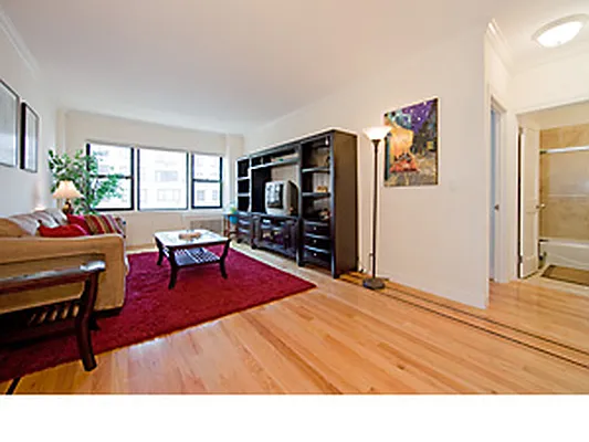 Sold by Realmart Realty LLC | media 4