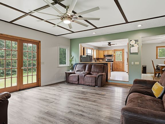 4th image of 1650 Little Fishtrap Rd