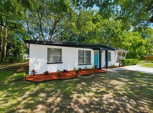 9001 82nd St, Seminole, FL 33777