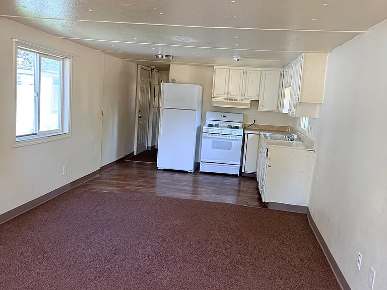 1003 Chugach Way #30 — Photo 3