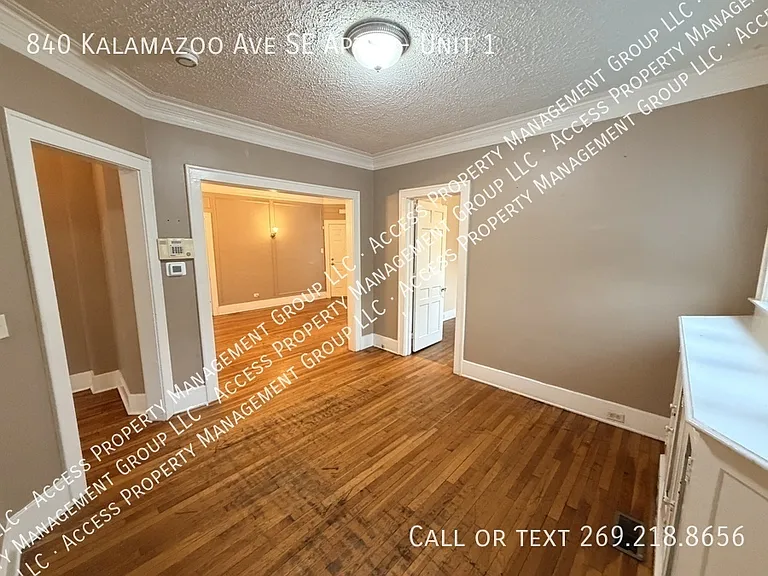 840 Kalamazoo Ave SE #1 — Photo 7