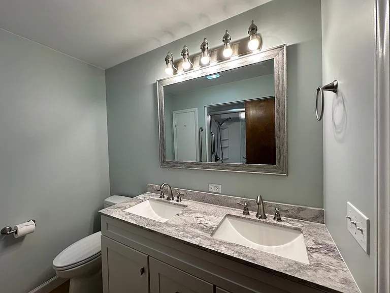 204 N Oak Grove Ext — Photo 20