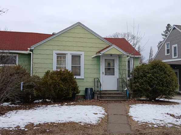217 2nd St, Moose Lake, MN 55767
