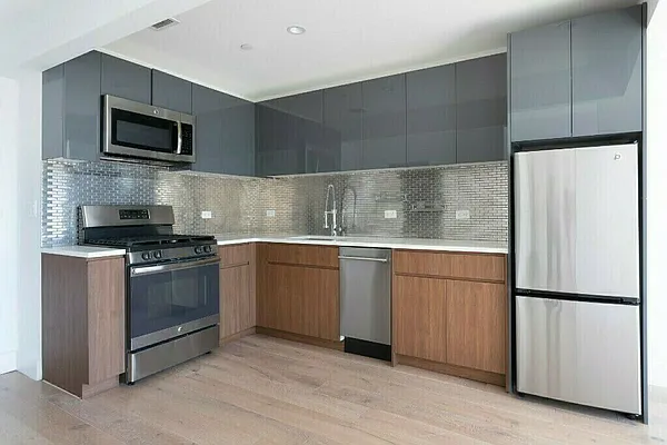 Rented by Living New York | media 33