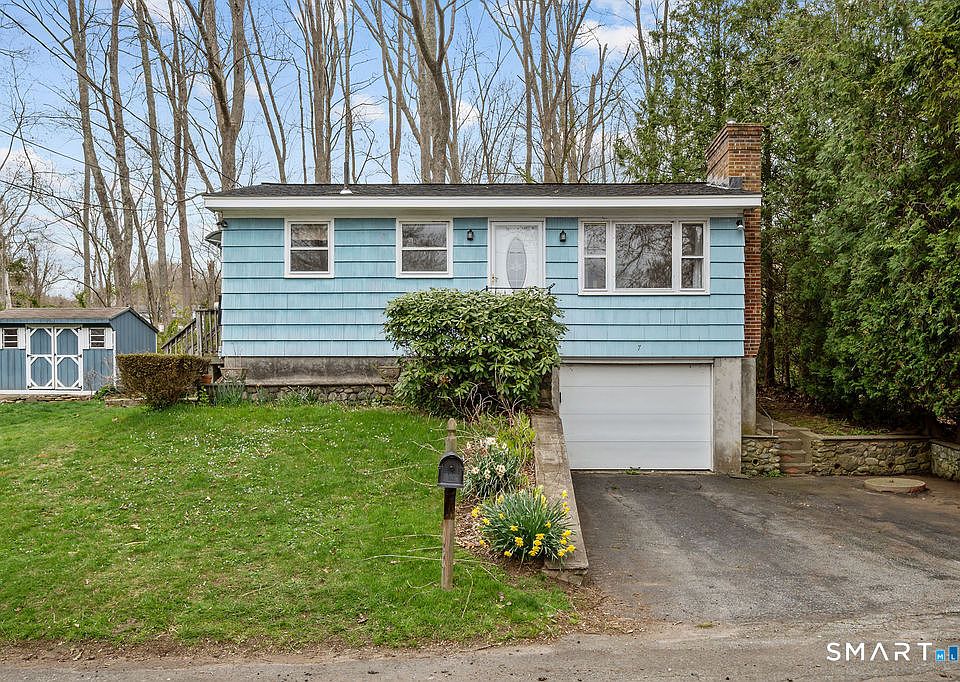1st image of 7 Myrtle Road