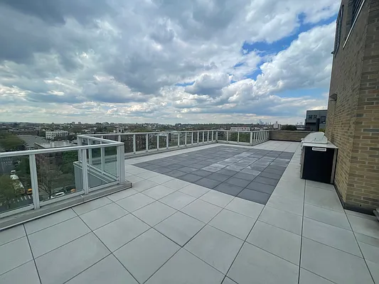 Rented by AM Residential | media 10