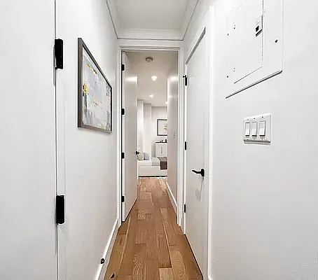 Rented by Vector New York, LLC | media 21